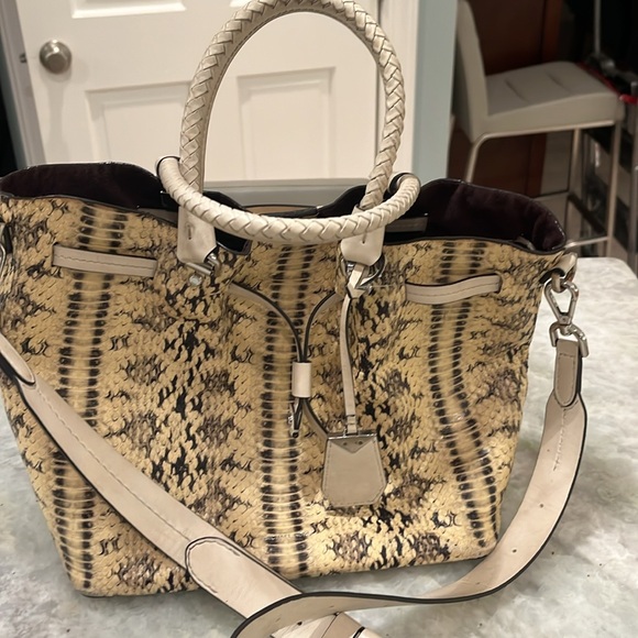 Michael Kors satchel - Picture 4 of 5